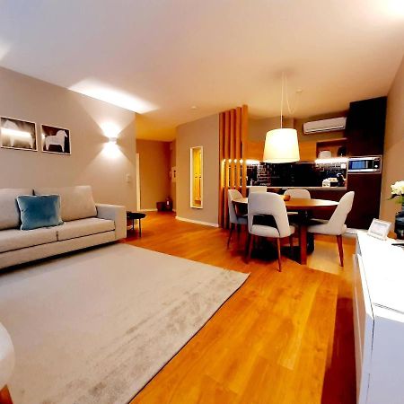 Lf Porto Camelia Deluxe Apartment, By Flat In Porto Exterior photo