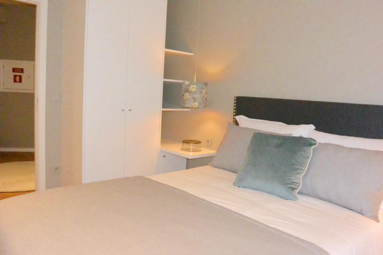 Lf Porto Camelia Deluxe Apartment, By Flat In Porto Exterior photo